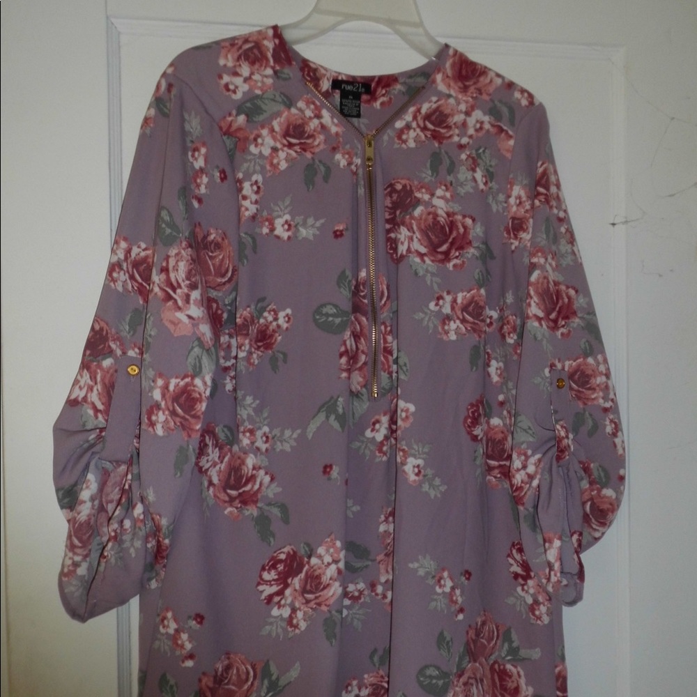 Floral print shirt